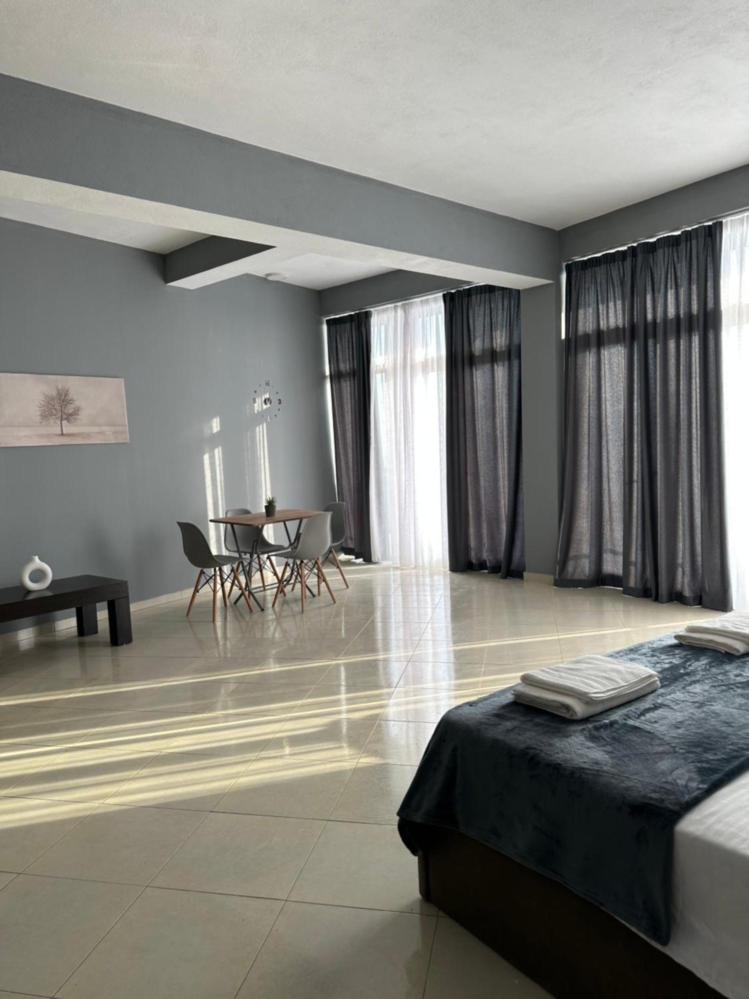 Freske Guest house