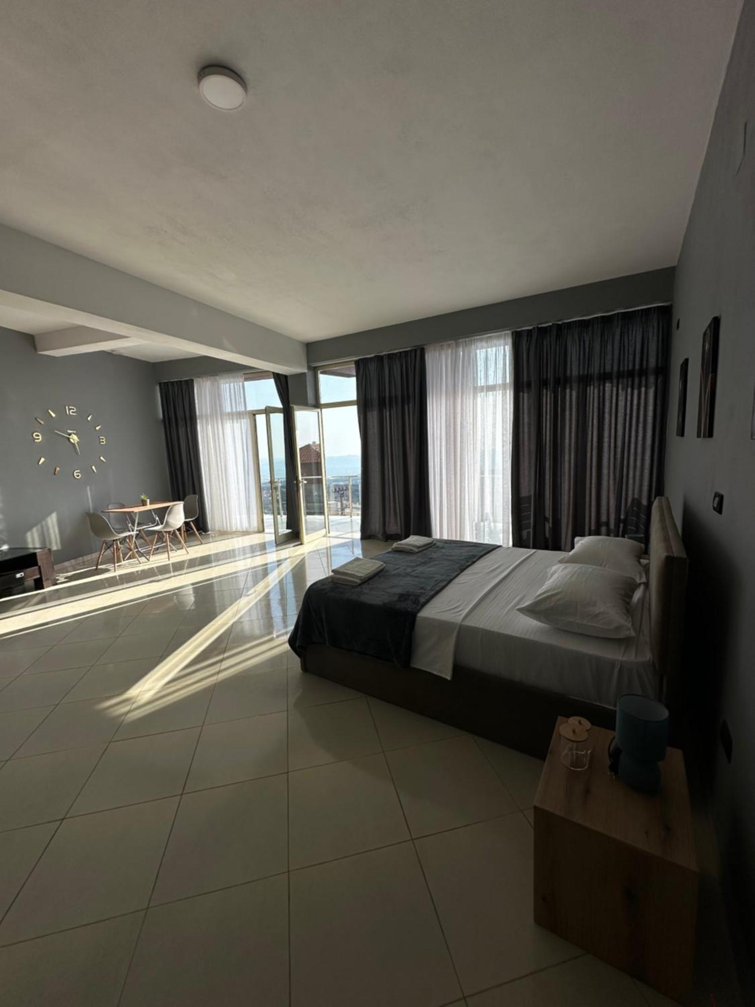Guest house Freske *