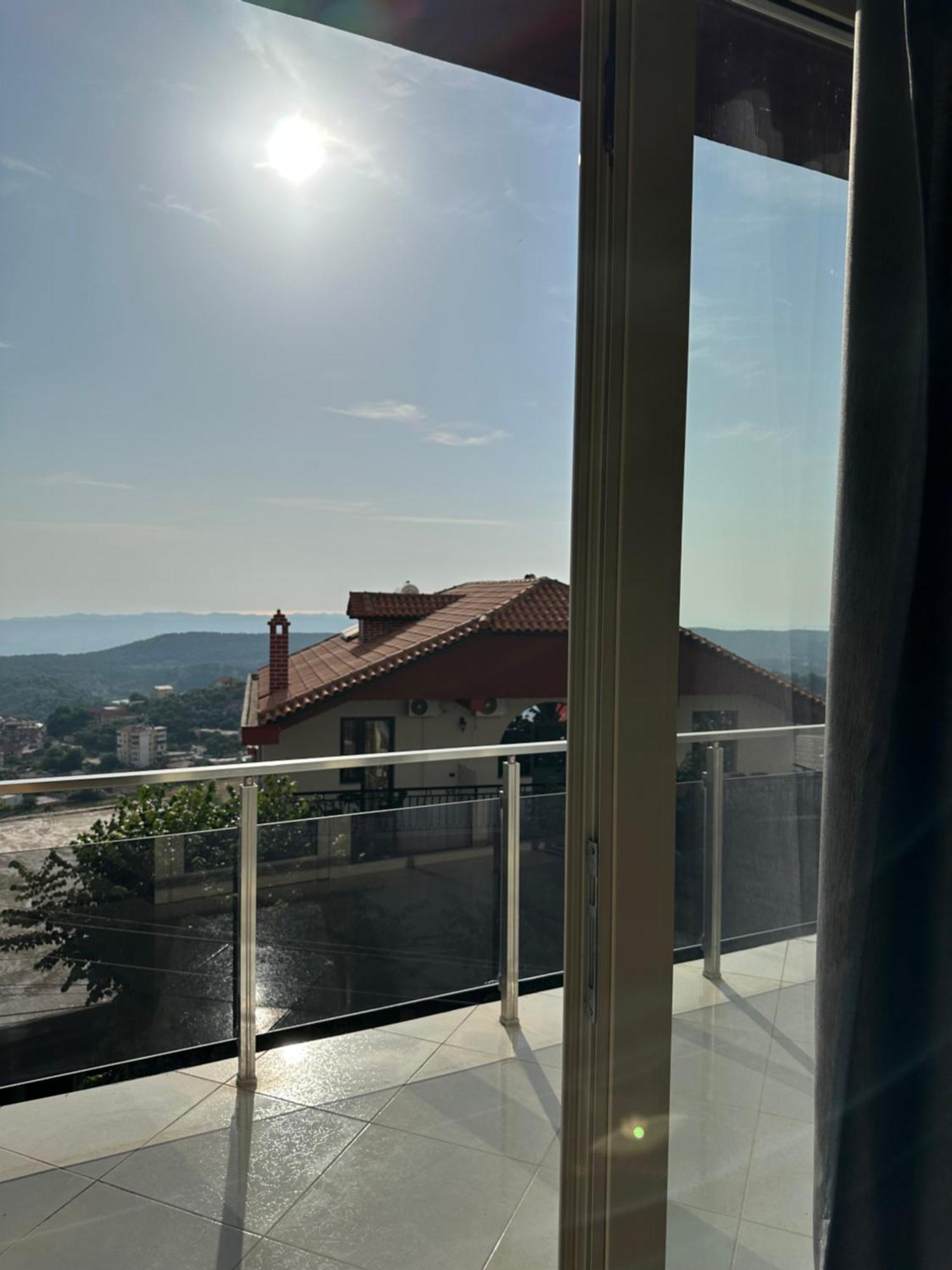 Freske Guest house *